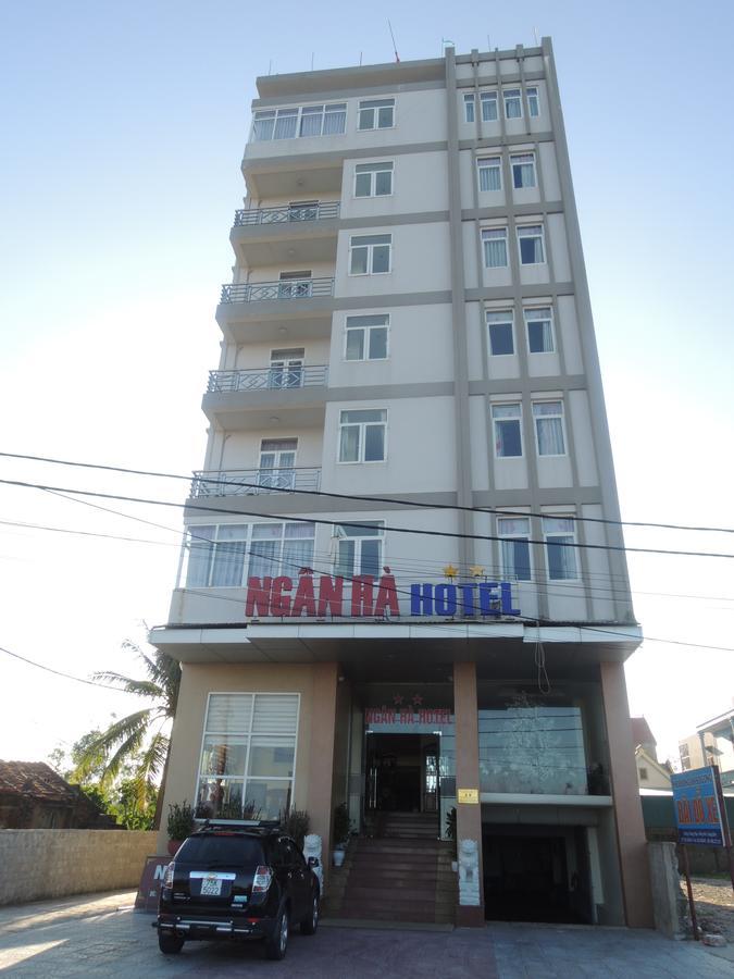 Ngan Ha Hotel Dong Hoi Bagian luar foto